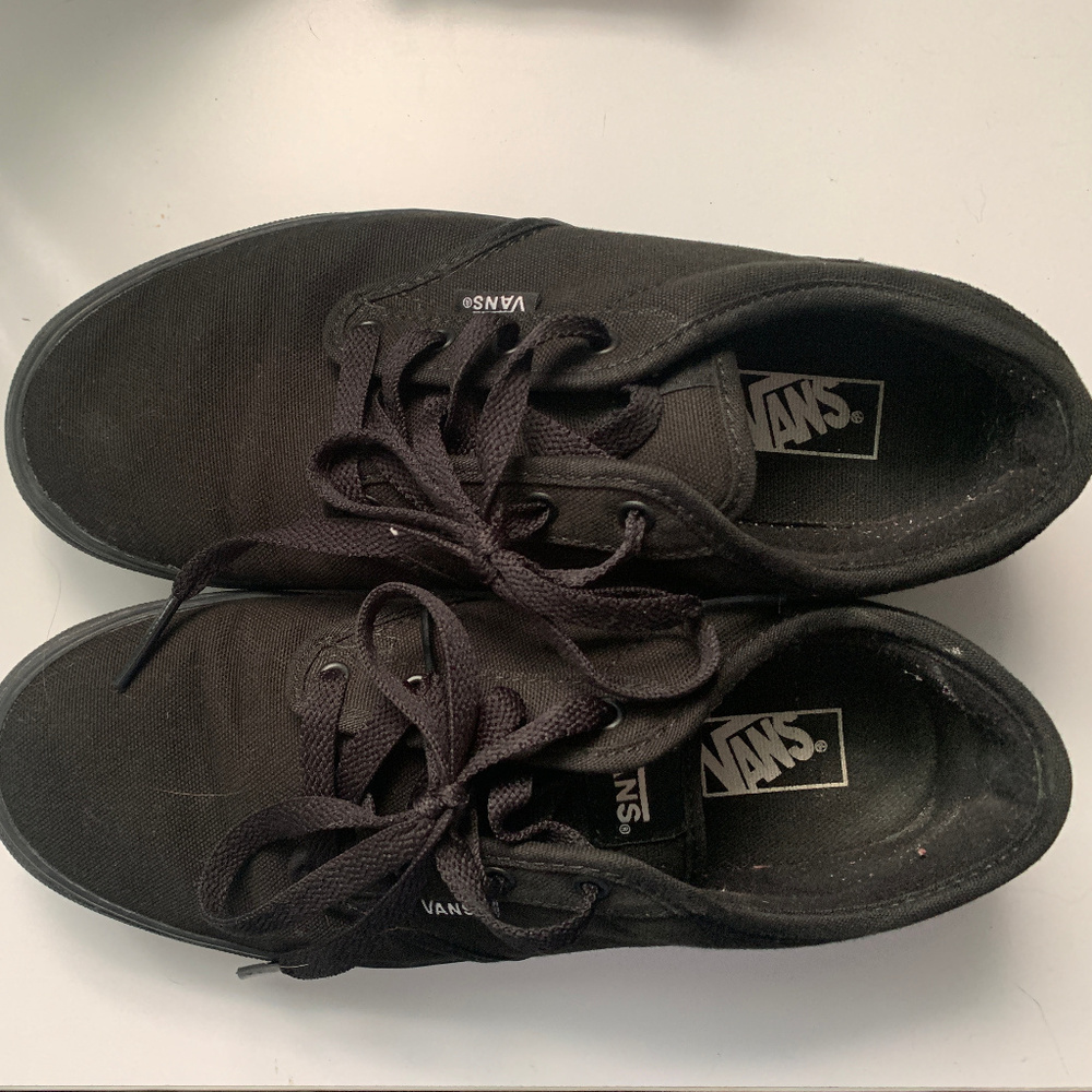 Black Vans Youth Size 5.5 / Women's Size 7
